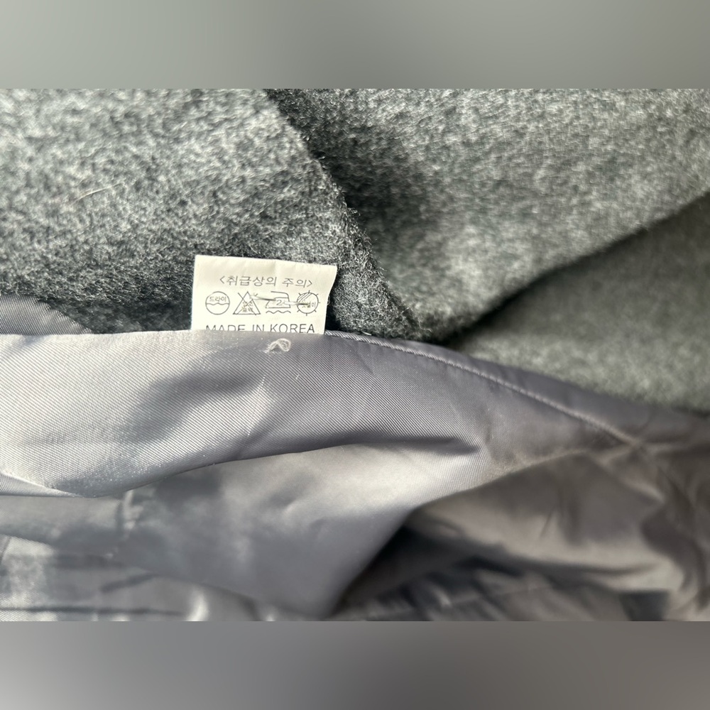 Women's Gray Coat - Picture 11 of 12